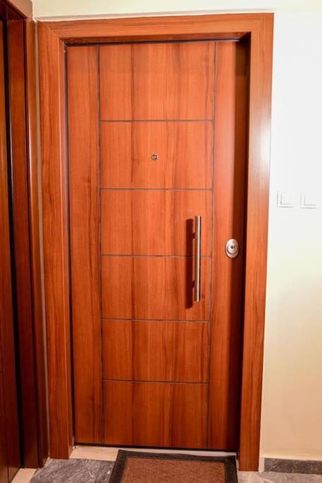 Ομορφο Διαμερισμα Apartamento Atenas Exterior foto